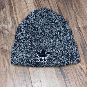 Adidas beanie